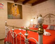 Italy Apulia Melendugno vacation rental compare prices direct by owner 16477321