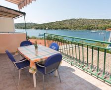Croatia Sibenik-Knin County Kaprije vacation rental compare prices direct by owner 13695536