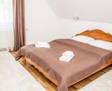 Romania Brasov Bran vacation rental compare prices direct by owner 14581827