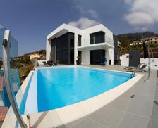 Portugal Madeira Islands Calheta vacation rental compare prices direct by owner 14368184