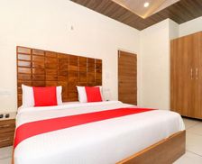 India Punjab Zirakpur vacation rental compare prices direct by owner 15939336