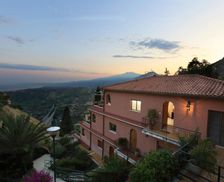 Italy Sicily Taormina vacation rental compare prices direct by owner 10222758