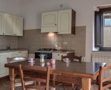 Italy Tuscany Colle di Val d'Elsa vacation rental compare prices direct by owner 18893393