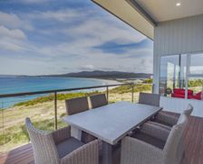 Australia Tasmania Binalong Bay vacation rental compare prices direct by owner 13909001