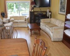Canada Ontario Iroquois vacation rental compare prices direct by owner 16262426