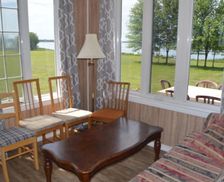 Canada Ontario Iroquois vacation rental compare prices direct by owner 15910783
