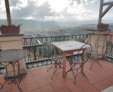 Italy Liguria Castelnuovo Magra vacation rental compare prices direct by owner 28362465