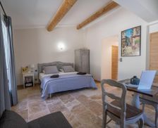 France Provence-Alpes-Côte d'Azur Lourmarin vacation rental compare prices direct by owner 18884016