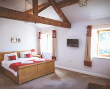 United Kingdom West Yorkshire Holmfirth vacation rental compare prices direct by owner 14223329