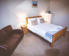 United Kingdom West Yorkshire Holmfirth vacation rental compare prices direct by owner 14315945