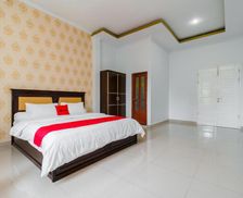 Indonesia Sumatra Palembang vacation rental compare prices direct by owner 18025014