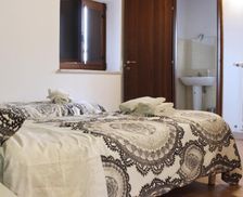 Italy Campania Campolattaro vacation rental compare prices direct by owner 13710562