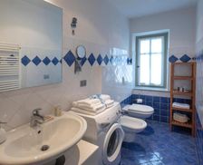 Italy Piedmont Serralunga d'Alba vacation rental compare prices direct by owner 18942425