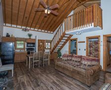 United States North Carolina Spruce Pine vacation rental compare prices direct by owner 17870207