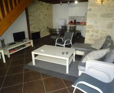 France Ile de France Moret-sur-Loing vacation rental compare prices direct by owner 6480059