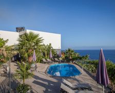 Portugal Madeira Islands Arco da Calheta vacation rental compare prices direct by owner 19022238