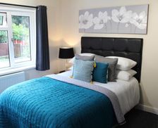 United Kingdom West Midlands Wolverhampton vacation rental compare prices direct by owner 13874502