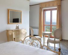 Italy Piedmont Barbaresco vacation rental compare prices direct by owner 15212533