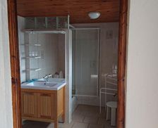 France Centre Lochy vacation rental compare prices direct by owner 13608214