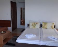 Republic of North Macedonia  Ohrid vacation rental compare prices direct by owner 14036497