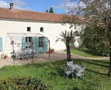 France New Aquitaine Nieul-le-Virouil vacation rental compare prices direct by owner 14119925