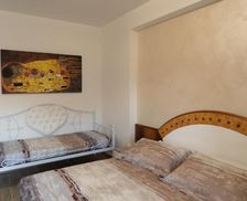 Italy Campania Baronissi vacation rental compare prices direct by owner 14185074