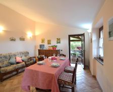 Italy Umbria Passignano sul Trasimeno vacation rental compare prices direct by owner 13791744