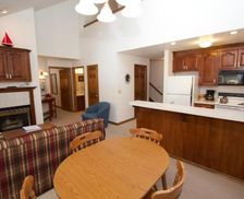 United States Wisconsin Baileys Harbor vacation rental compare prices direct by owner 19214667