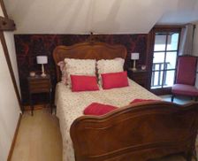 France Centre Sainte-Catherine-de-Fierbois vacation rental compare prices direct by owner 13970263