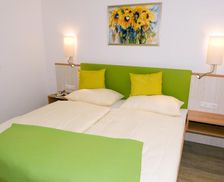 Austria Upper Austria Lenzing vacation rental compare prices direct by owner 4587370