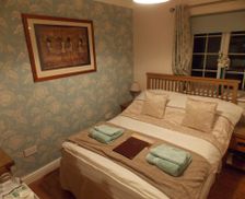 United Kingdom Anglesey Holyhead vacation rental compare prices direct by owner 13811622