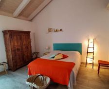 Italy Piedmont Vezza d'Alba vacation rental compare prices direct by owner 17766270