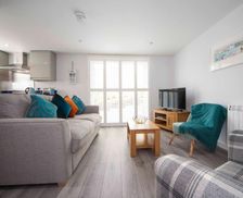 United Kingdom Cornwall Mawgan Porth vacation rental compare prices direct by owner 18107609