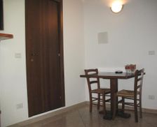 Italy Lombardy Rancio Valcuvia vacation rental compare prices direct by owner 28301900
