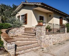 Italy Umbria Assisi vacation rental compare prices direct by owner 13944052