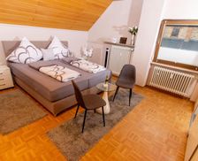 Germany Rhineland-Palatinate Zeltingen-Rachtig vacation rental compare prices direct by owner 18677352