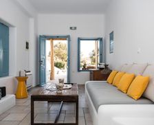 Greece Santorini Perivolos vacation rental compare prices direct by owner 16475875