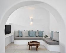Greece Paros Naousa vacation rental compare prices direct by owner 28388947