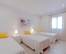 Spain Majorca Inca vacation rental compare prices direct by owner 29996999