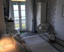 United Kingdom Devon Torquay vacation rental compare prices direct by owner 15998993