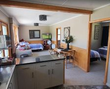 New Zealand Otago Roxburgh vacation rental compare prices direct by owner 13807083