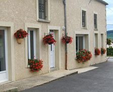 France Champagne - Ardenne Festigny vacation rental compare prices direct by owner 14315055