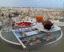 Malta Malta St. Julianʼs vacation rental compare prices direct by owner 16153459