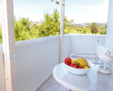 Greece Crete Kissamos vacation rental compare prices direct by owner 14736171