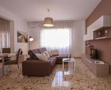 Italy Sicily Pozzallo vacation rental compare prices direct by owner 27535306