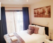 United Kingdom Greater London Enfield vacation rental compare prices direct by owner 4918107