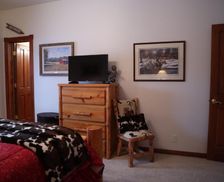 United States Montana Bigfork vacation rental compare prices direct by owner 15145935