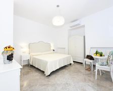 Italy Campania Amalfi vacation rental compare prices direct by owner 14914492