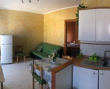 Italy Lazio Nettuno vacation rental compare prices direct by owner 25106367