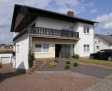 Germany Saarland Eppelborn vacation rental compare prices direct by owner 14094161